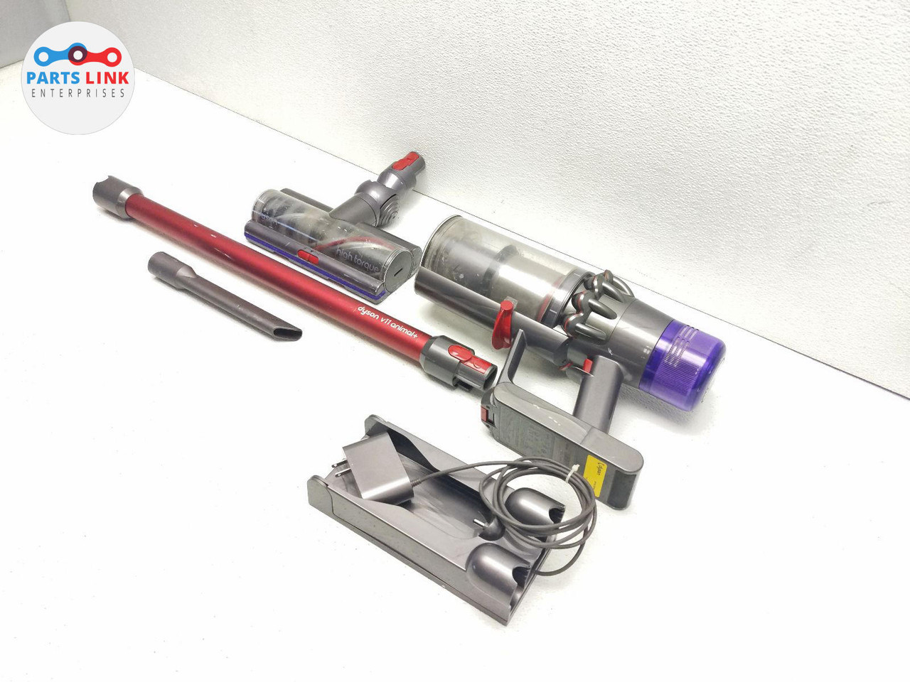 DYSON V11 ANIMAL+ Plus CORDLESS VACUUM CLEANER RED STICK SV15 KIT