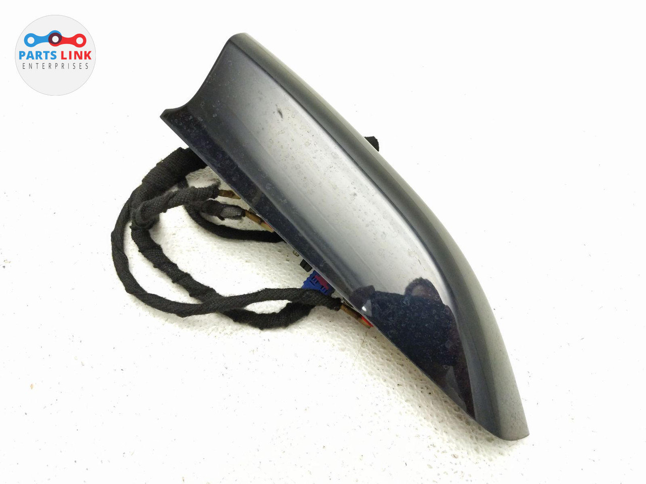 2022-24 RANGE ROVER L460 RIGHT ROOF ANTENNA AM FM SATELLITE MODULE