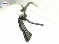2016-20 BENTLEY BENTAYGA FRONT RIGHT HEADLIGHT BRACKET RADIATOR SUPPORT MOUNT BT010625-121