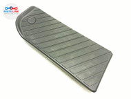 2016-20 BENTLEY BENTAYGA DEAD PEDAL FLOOR TRIM FOOT REST TRIM COVER NON-SLIP OEM BT010625-159