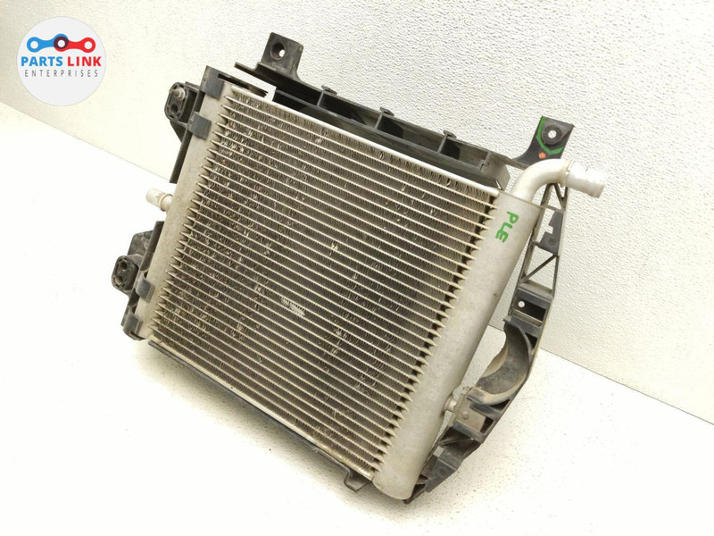 2014-22 RANGE ROVER L405 RIGHT AUX COOLER RADIATOR BRACKET AUXILIARY ...