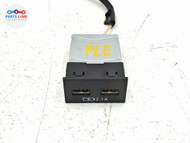2016-2022 LEXUS RX350 FRONT CENTER CONSOLE DUAL CHARGER USB PORT SOCKET OEM RX052826-123
