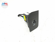 2021-2025 JEEP GRAND CHEROKEE L REAR CENTER CONSOLE USB USB-C MEDIA HUB OEM JC052126-099