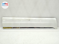 2017-2020 BENTLEY BENTAYGA FRONT LEFT DOOR LOWER MOLDING GLACIER WHITE A9B OEM BT070926-012