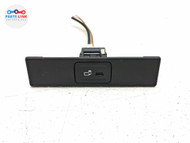 2019-2024 MERCEDES-BENZ AMG GT53 CENTER CONSOLE MULTIMEDIA CONNECTOR OEM MG070126-300