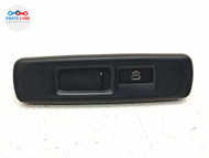 2019-23 BMW X5 M50i FRONT RIGHT SEAT BACK USB-C POWER OUTLET SOCKET W/ BEZEL G05 BX082426-119