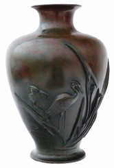 Antique large fine quality Japanese 19th Century bronze vase C1880