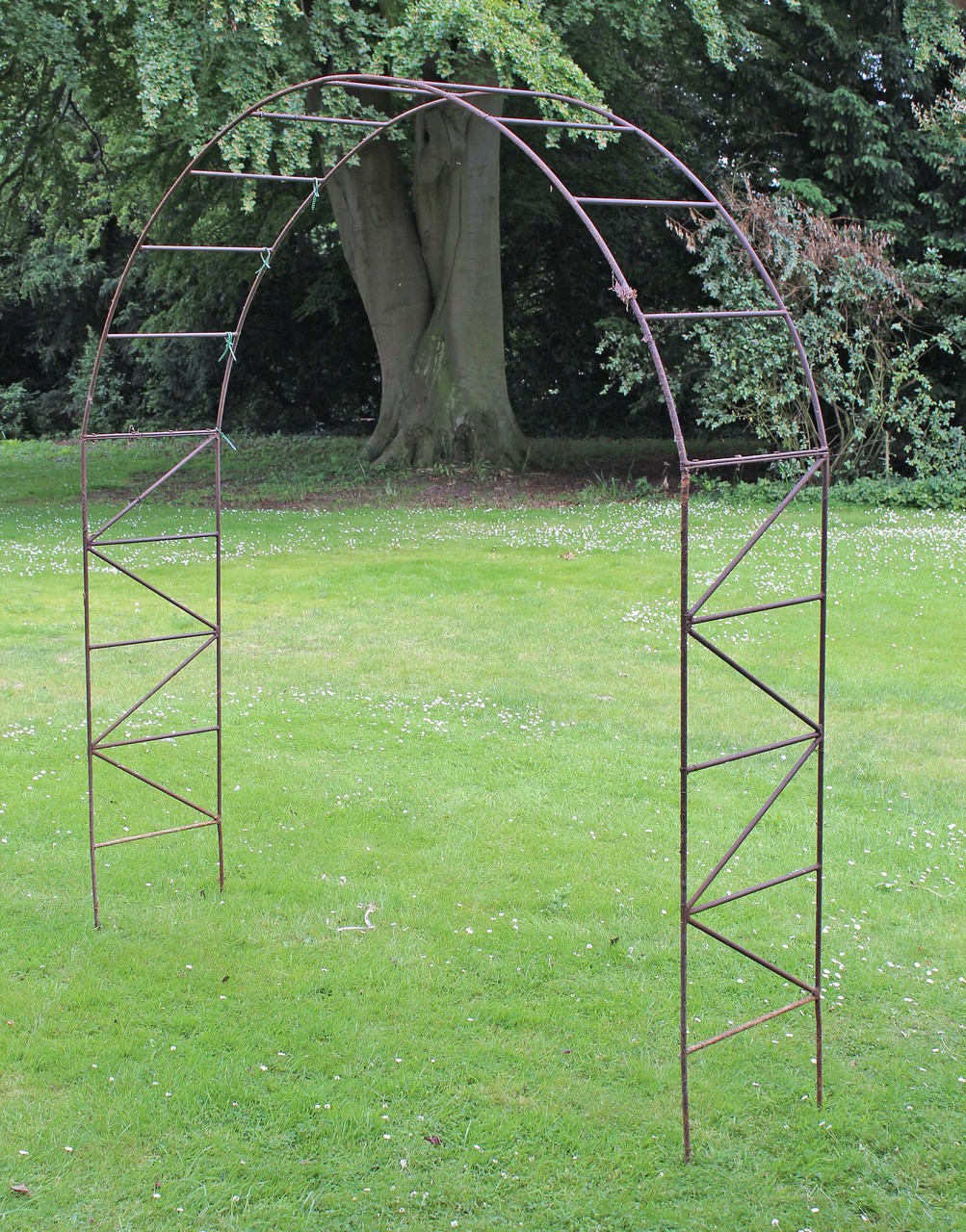 Antique large iron / steel rose climbing plant arch 7� x 7
