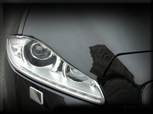 Jaguar XJ Headlight Chrome Surround Finishers