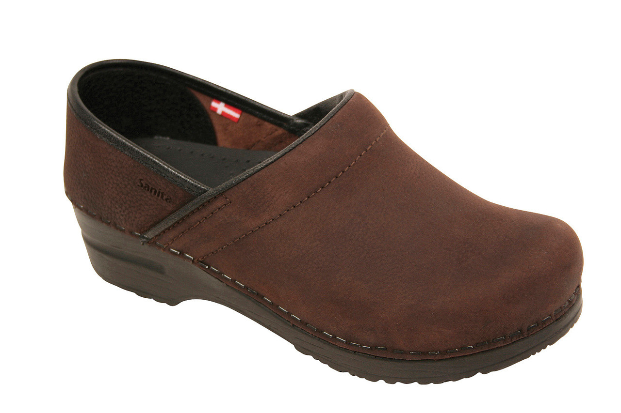Sanita メンズ クロッグサンダル Sanita Professional Oiled in Brown Nubuck. - Active Soles