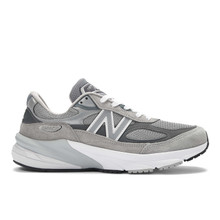 New Balance Men's M990 Version 6 in Gray.  Premium Motion Control Running Shoe.  Made in USA!