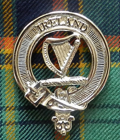 Cap Badges - Irish Harp | J. Higgins, Ltd.