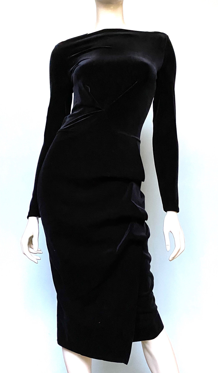 Chiara Boni La Petite Robe Black Cassandre Velvet Dress Cassandrevelvet Nero Elena rose _ la ducha _ official video. chiara boni la petite robe black cassandre velvet dress