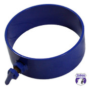Clamshell retension sleeve for carrier bearing puller