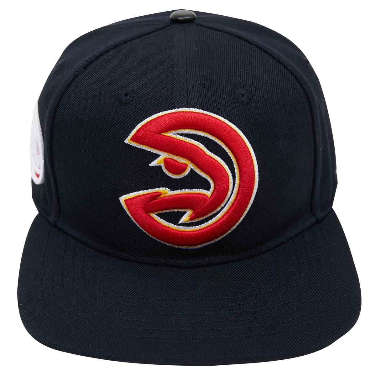Hawks snapback Clearance