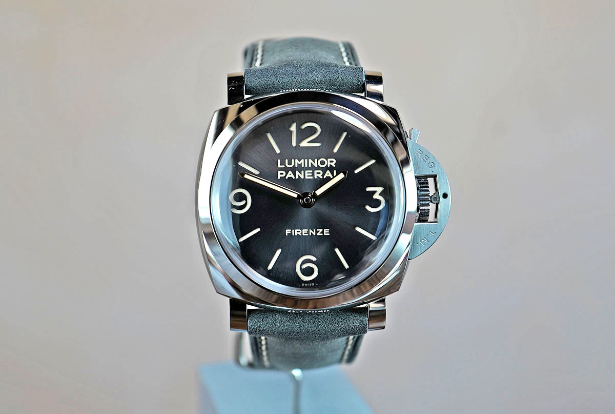 WatchNet Luxury Time FS PANERAI SELECTION of 75 Collectible