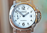 Panerai PAM 51 Luminor Marina White Dial on Bracelet 40mm PAM00051