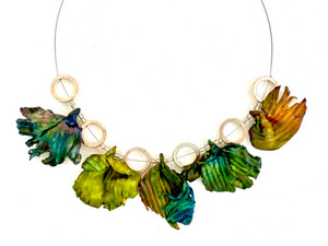 Textured Leaves Sculpted Necklace-Summer