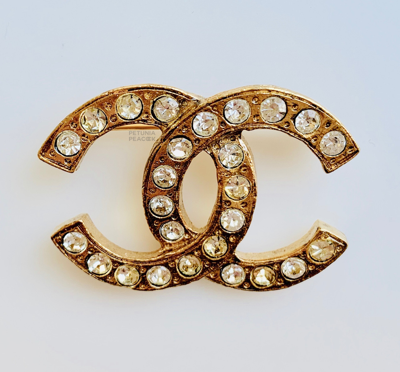 CHANEL CLASSIC VINTAGE CRYSTAL LOGO PIN
