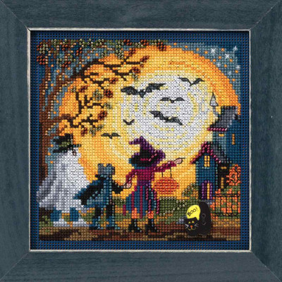 Moonlit Treaters Cross Stitch Kit Mill Hill 2017 Buttons & Beads Autumn MH141724