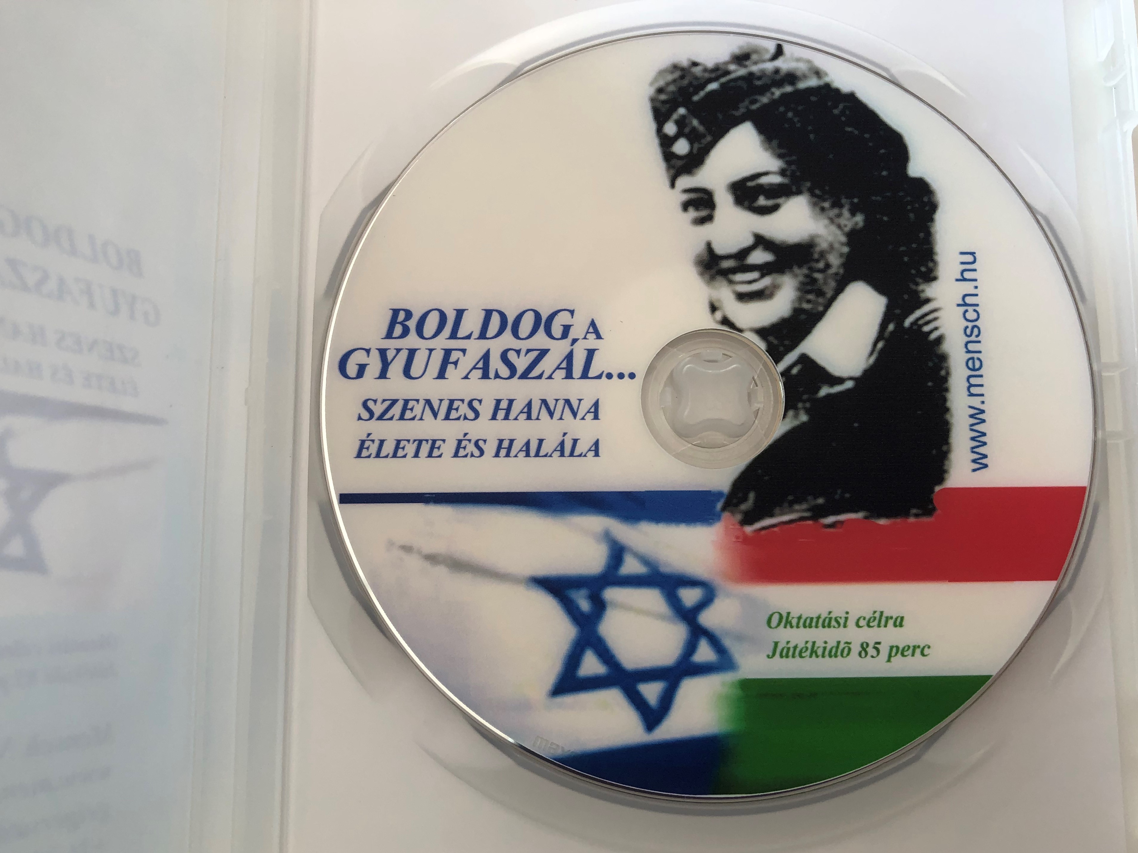 -boldog-a-gyufasz-l...-dvd-szenes-hanna-lete-s-hal-la-2.jpg