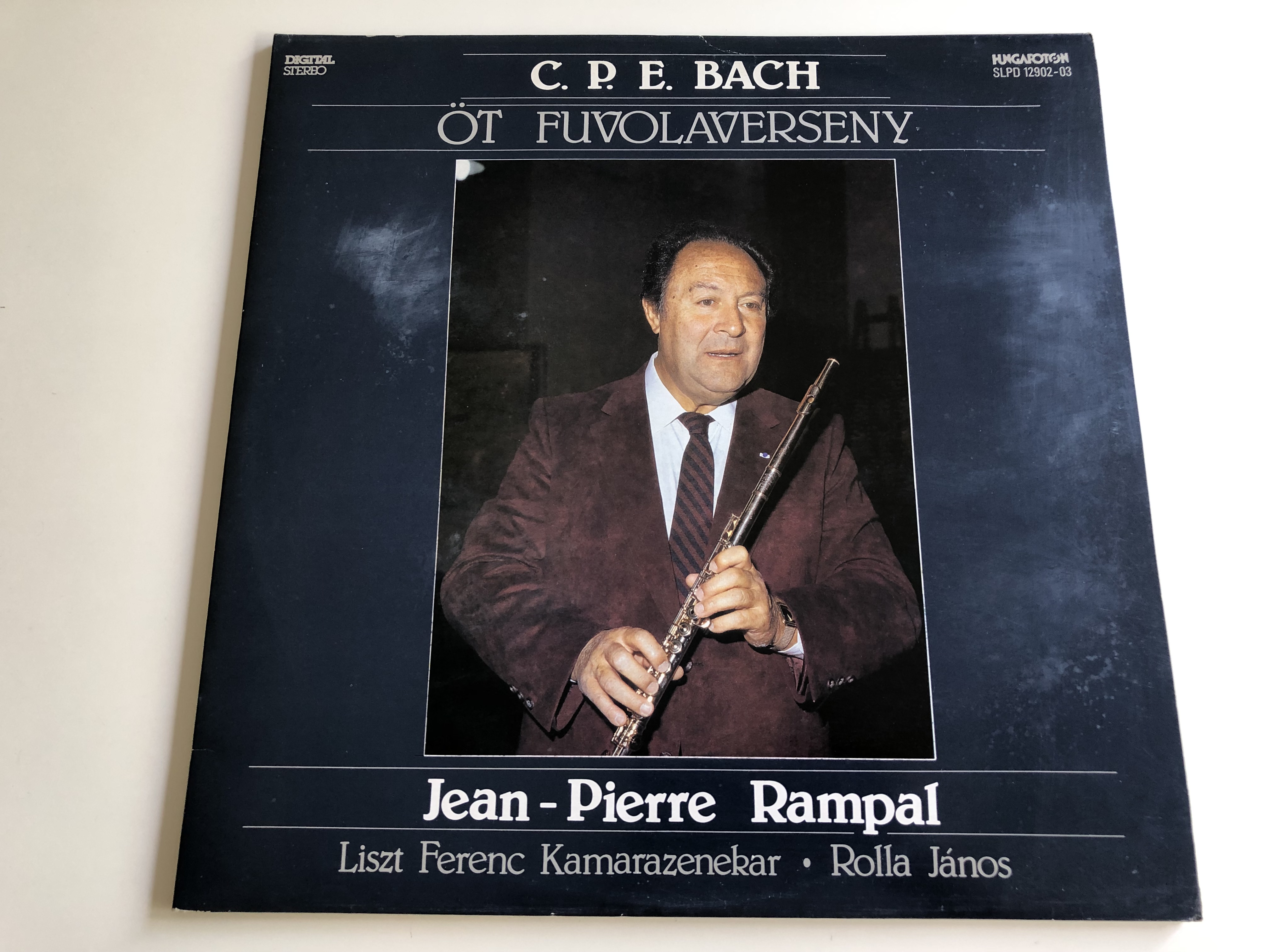 -c.p.e.-bach-t-fuvolaverseny-jean-pierre-rampal-liszt-ferenc-chamber-orchestra-conducted-by-rolla-j-nos-hungaroton-1988-slpd-12902-03-digital-stereo-1-.jpg