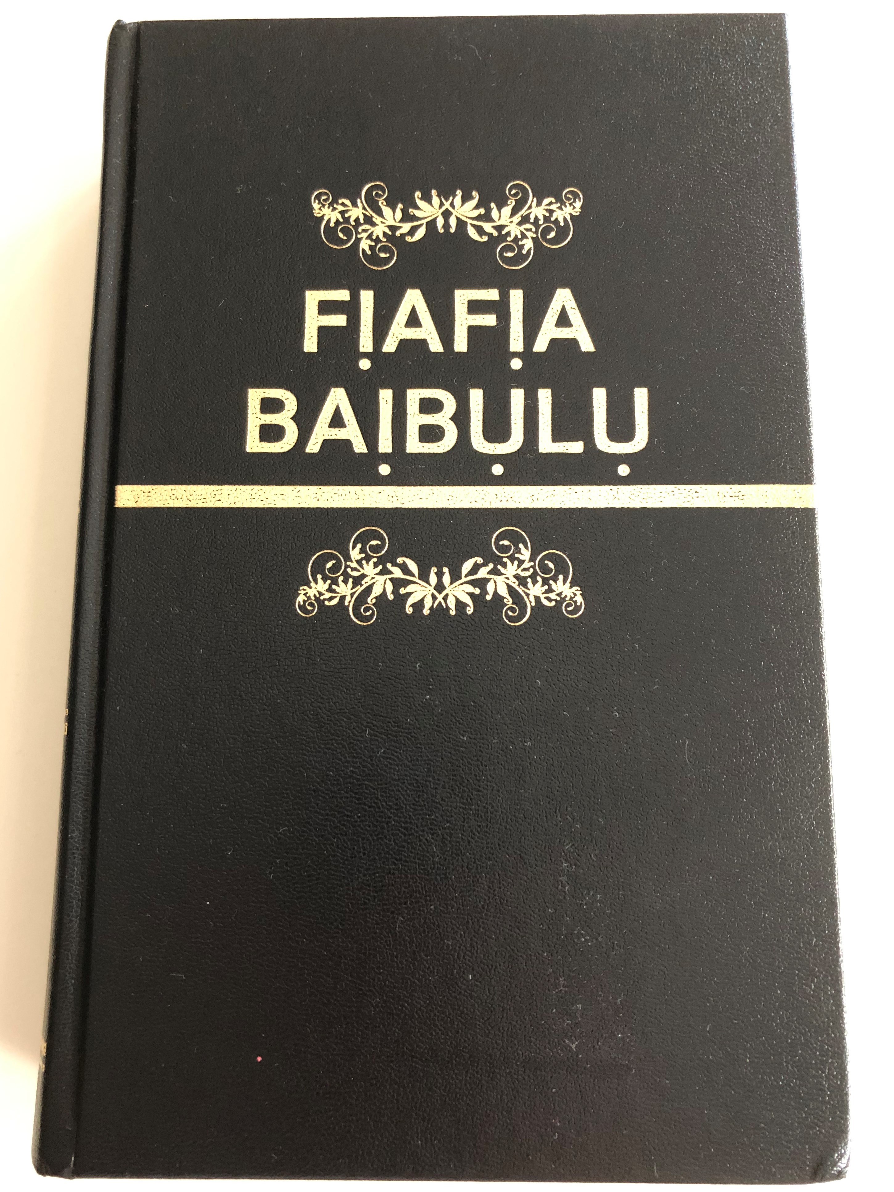 -fiafia-baibulu-the-holy-bible-in-kalabari-language-bible-society-of-nigeria-2017-hardcover-black-kalabari-common-language-bible-1-.jpg