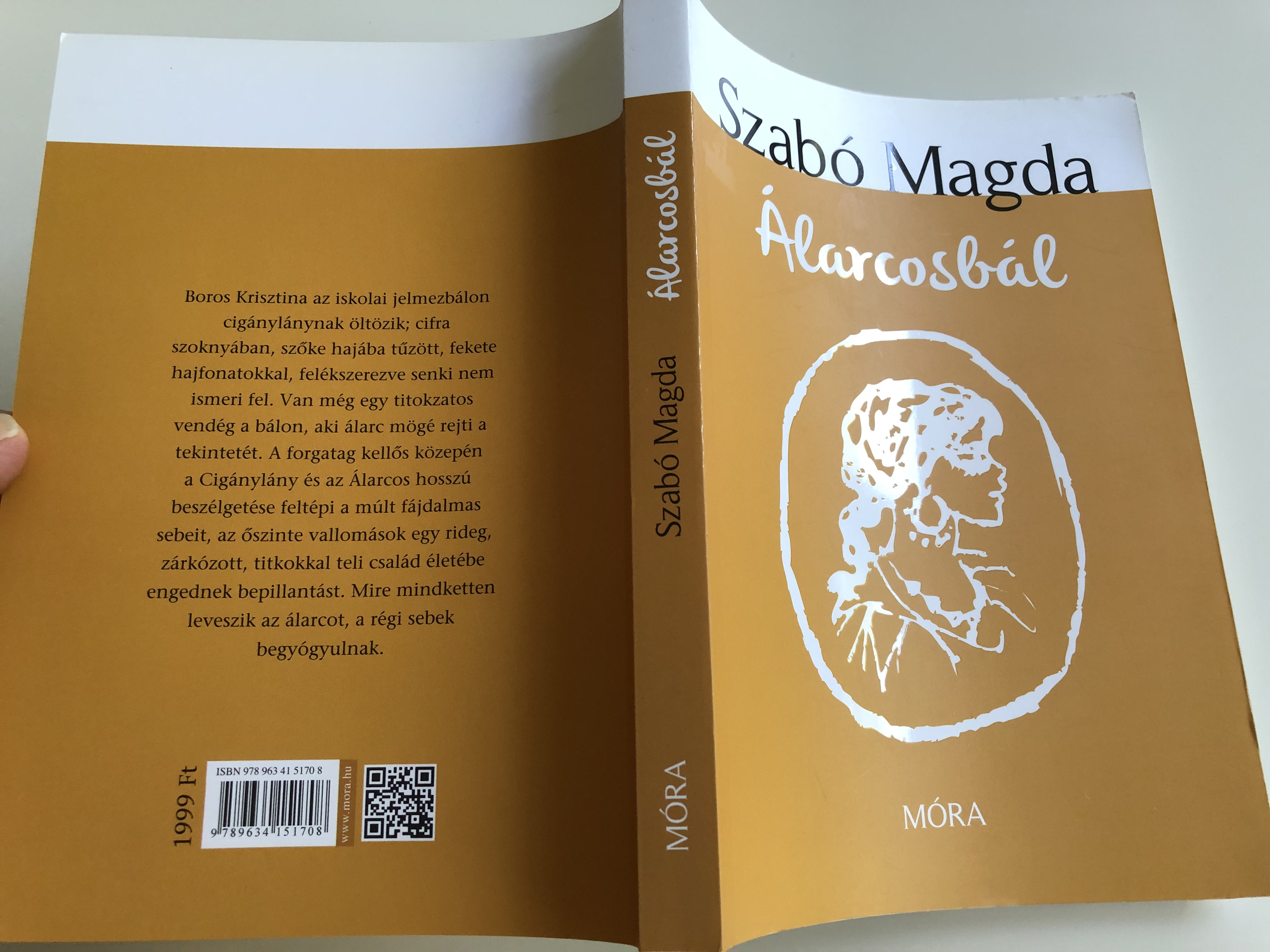-larcosb-l-by-szab-magda-illustrated-by-reich-k-roly-7th-edition-m-ra-k-nyvkiad-2015-9-.jpg