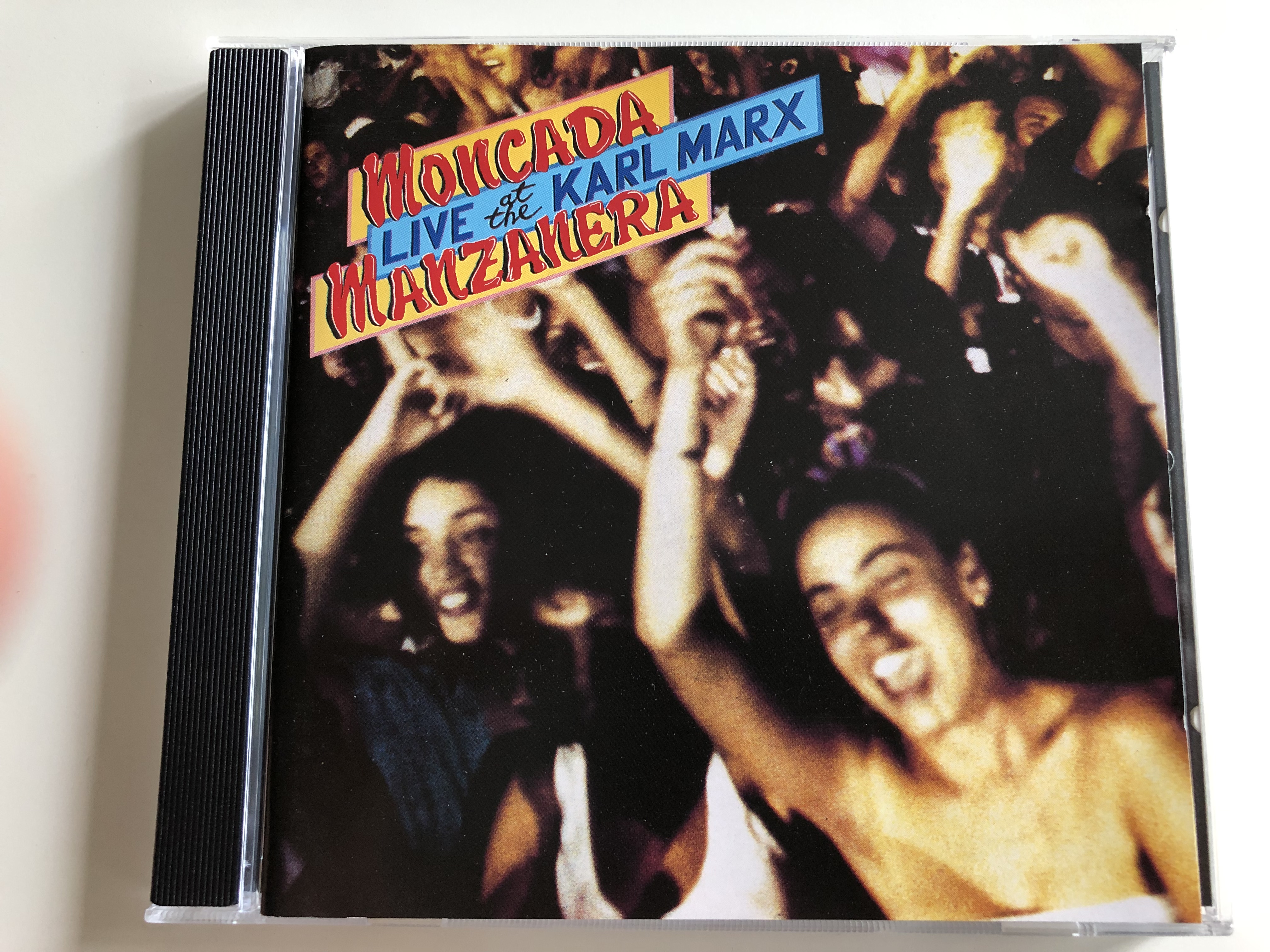 -moncada-manzanera-live-at-the-karl-marx-theatre-havana-audio-cd-1992-grupo-moncada-and-phil-manzanera-bellaphon-1-.jpg
