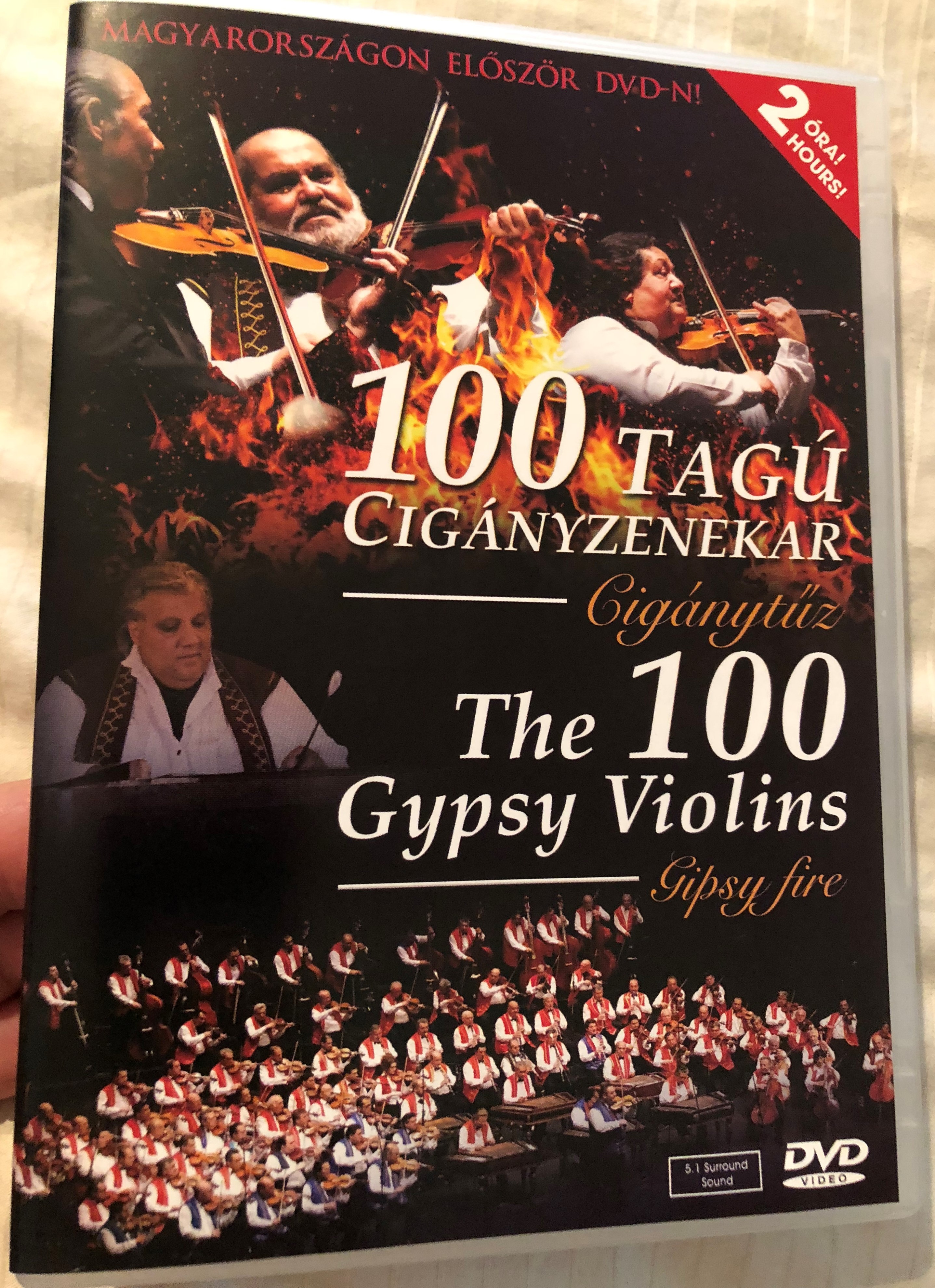 100-tag-cig-nyzenekar-cig-nyt-z-dvd-2008-the-100-gypsy-violins-gypsy-fire-directed-by-m-rton-s-ndor-1-.jpg