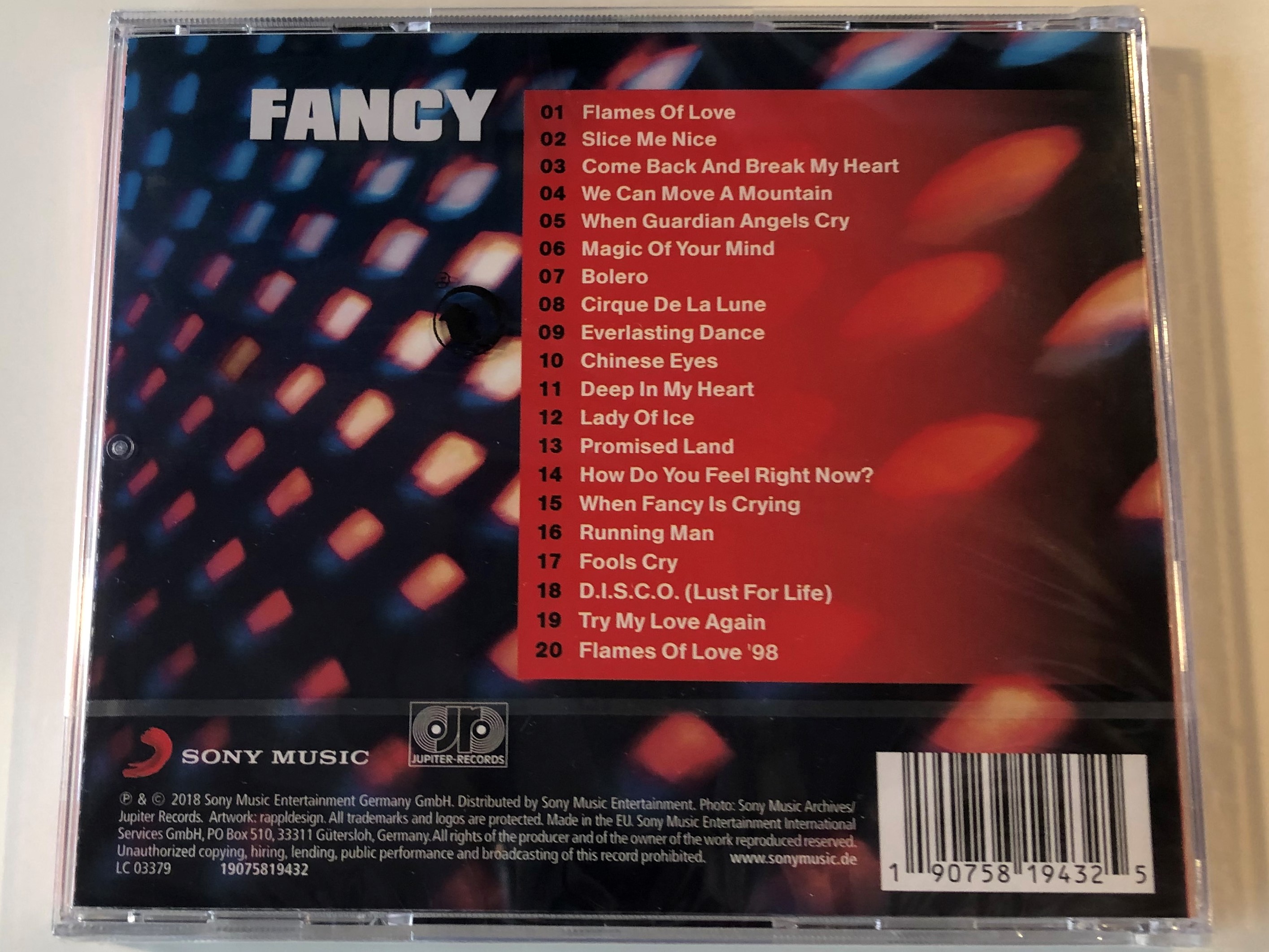 30-years-the-new-best-of-fancy-sony-music-audio-cd-2018-19075819432-2-.jpg
