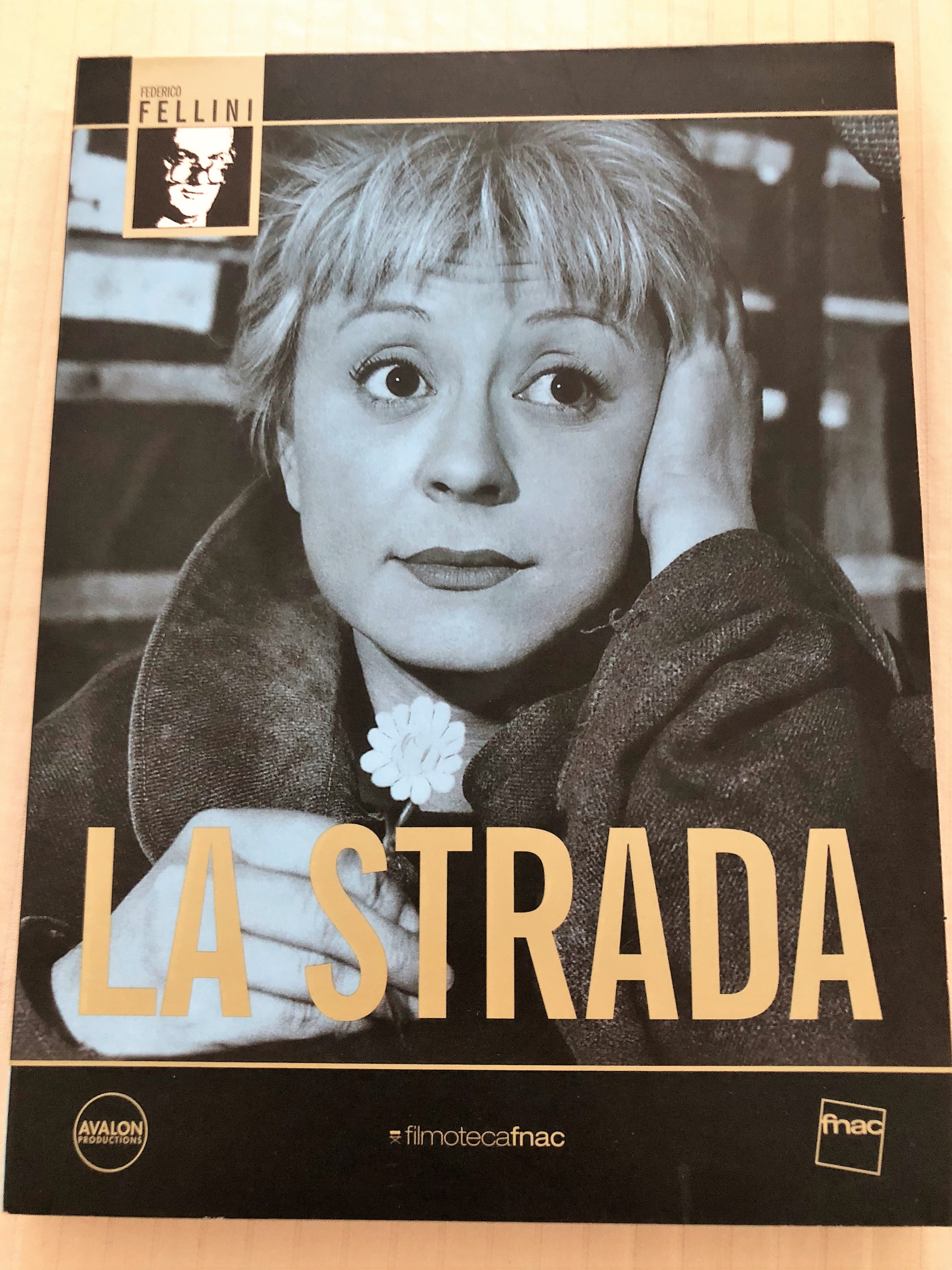 La Strada 2x DVD 1954 The Road / Directed by Federico Fellini / Starring:  Giulietta Masina, Anthony Quinn, Richard Basehart / Spanish DVD Release -  Bible in My Language