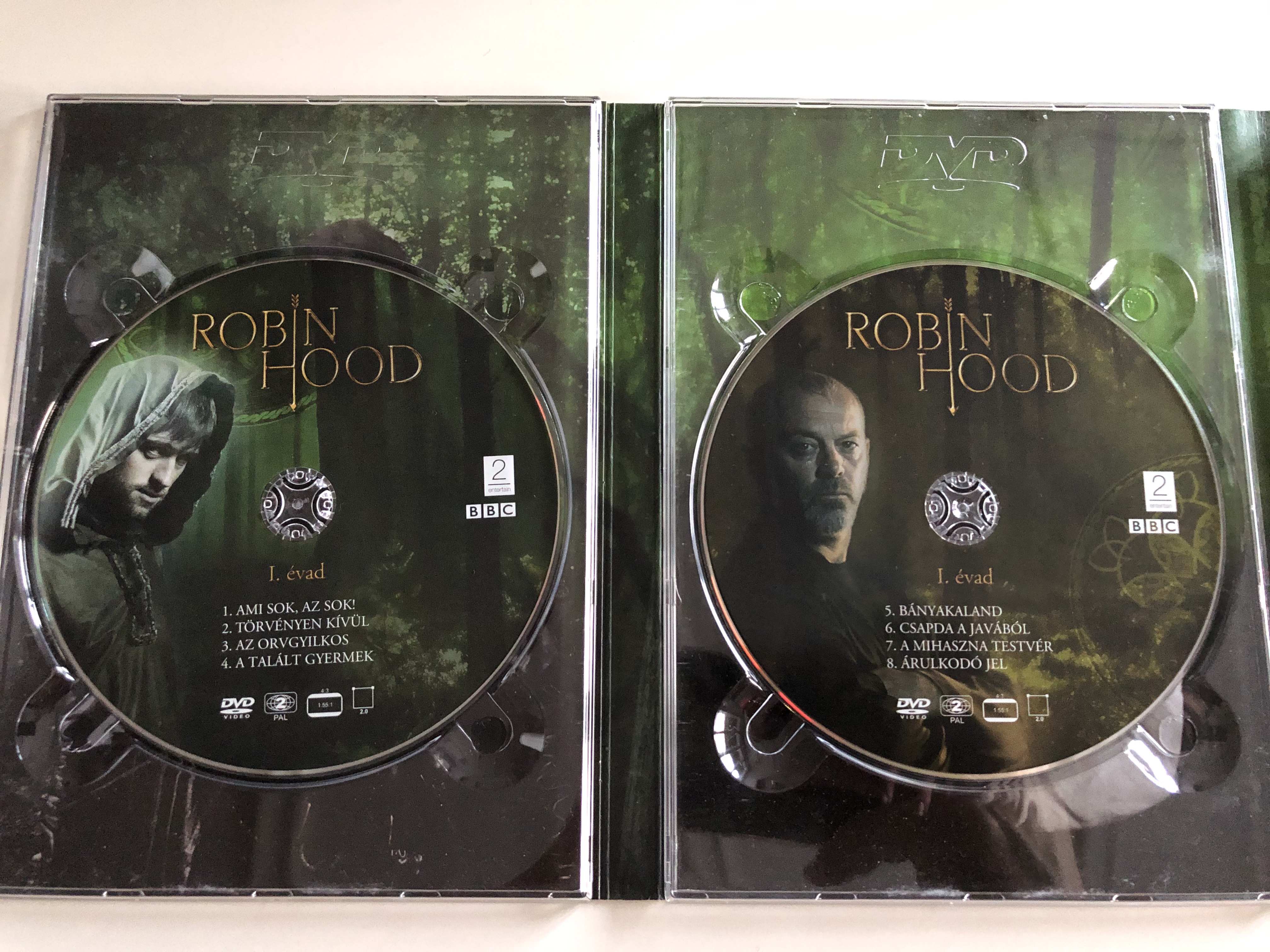 Robin Hood Tv Series Dvd Box 06 Robin Hood Tv Sorozat 4 Lemez Full Season 1 4 Dvd Directed By Matthew Evans Graeme Harper Declan O Dwyer Richard Standeven