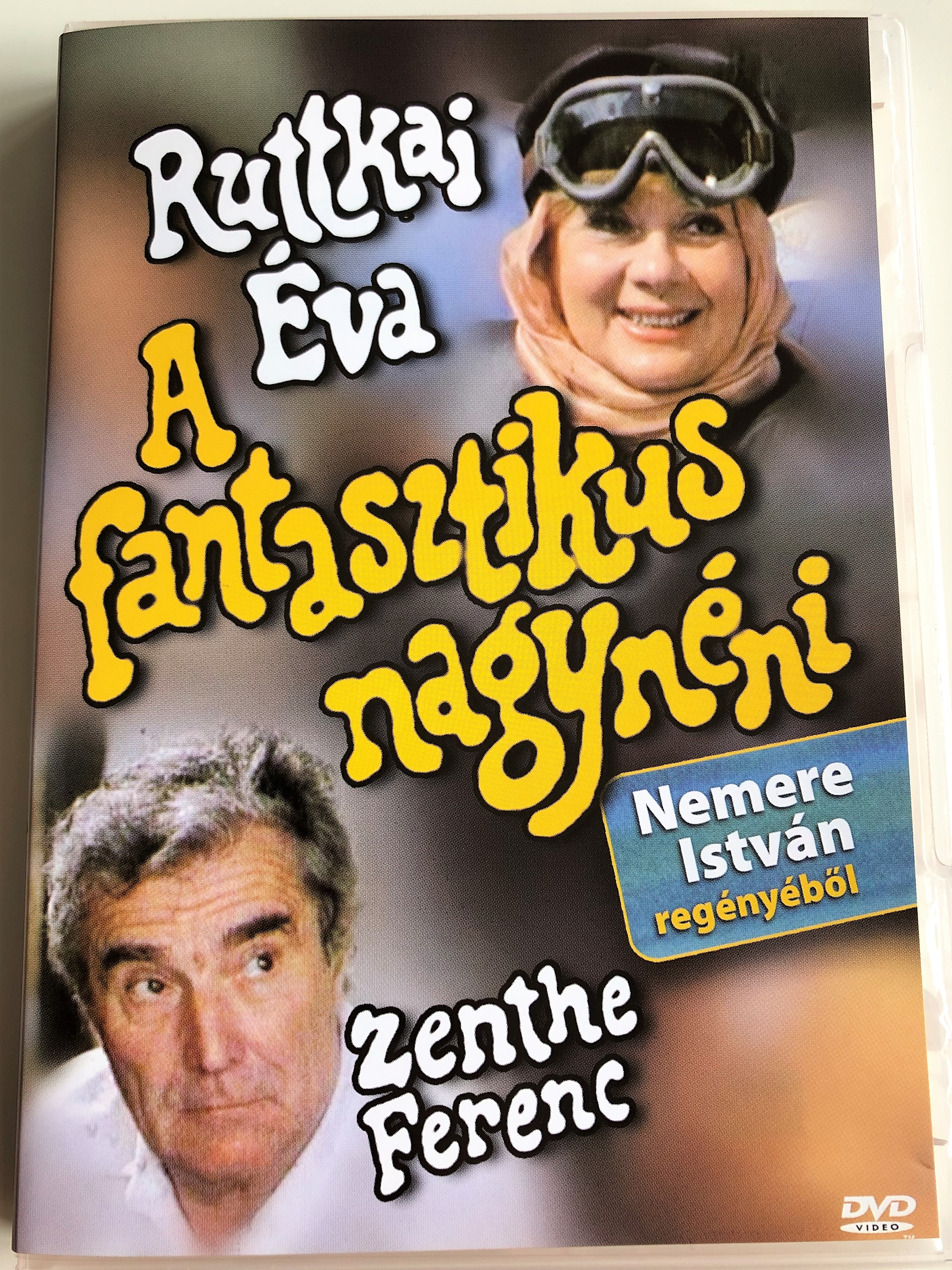 a-fantasztikus-nagyn-ni-dvd-1986-the-fantastic-aunt-directed-by-katkics-ilona-starring-ruttkay-va-zenthe-ferenc-nemere-istv-n-reg-ny-b-l-1-.jpg