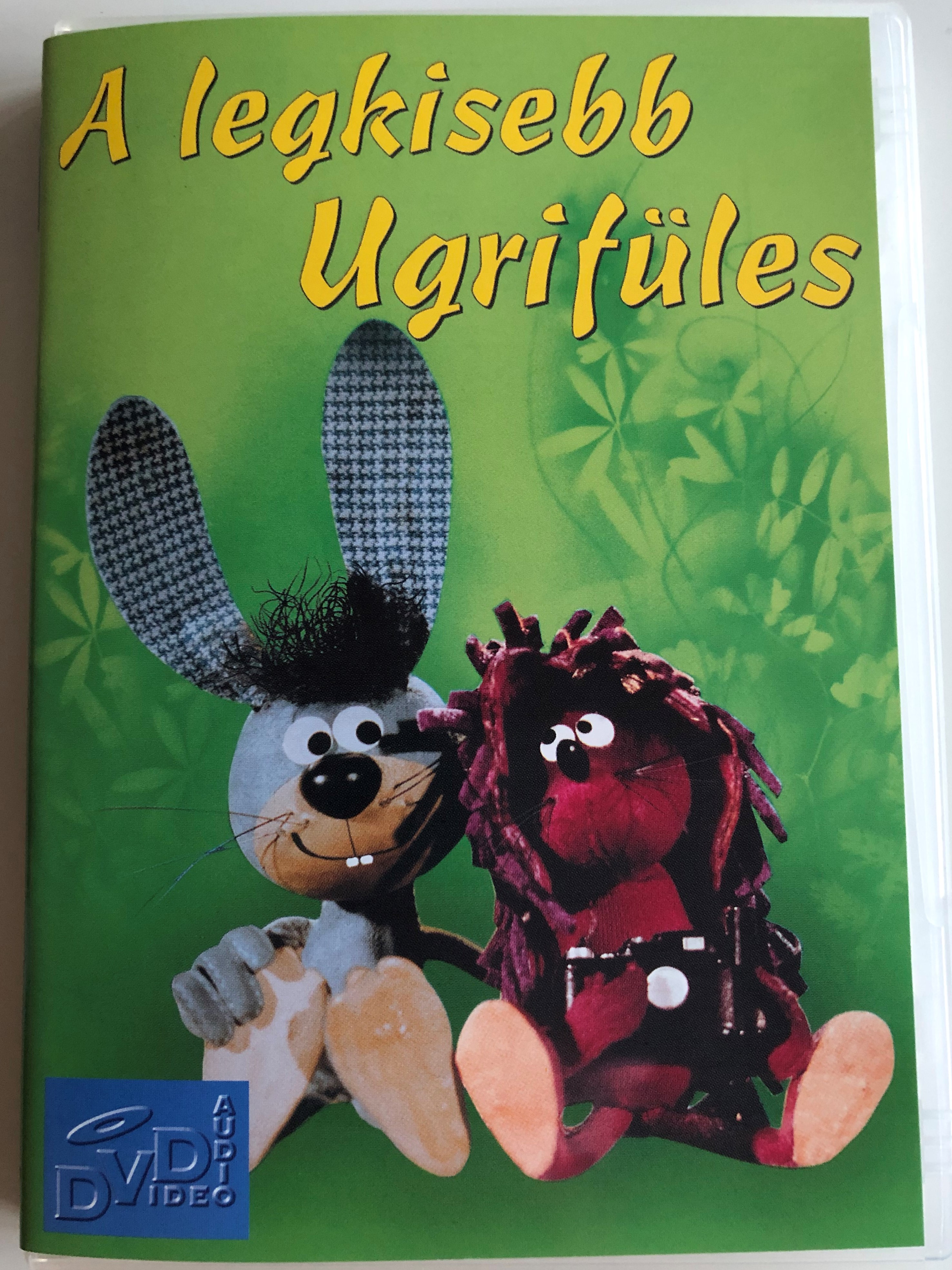 a-legkisebb-ugrif-les-dvd-1976-hungarian-puppet-movie-written-by-csuk-s-istv-n-1.jpg