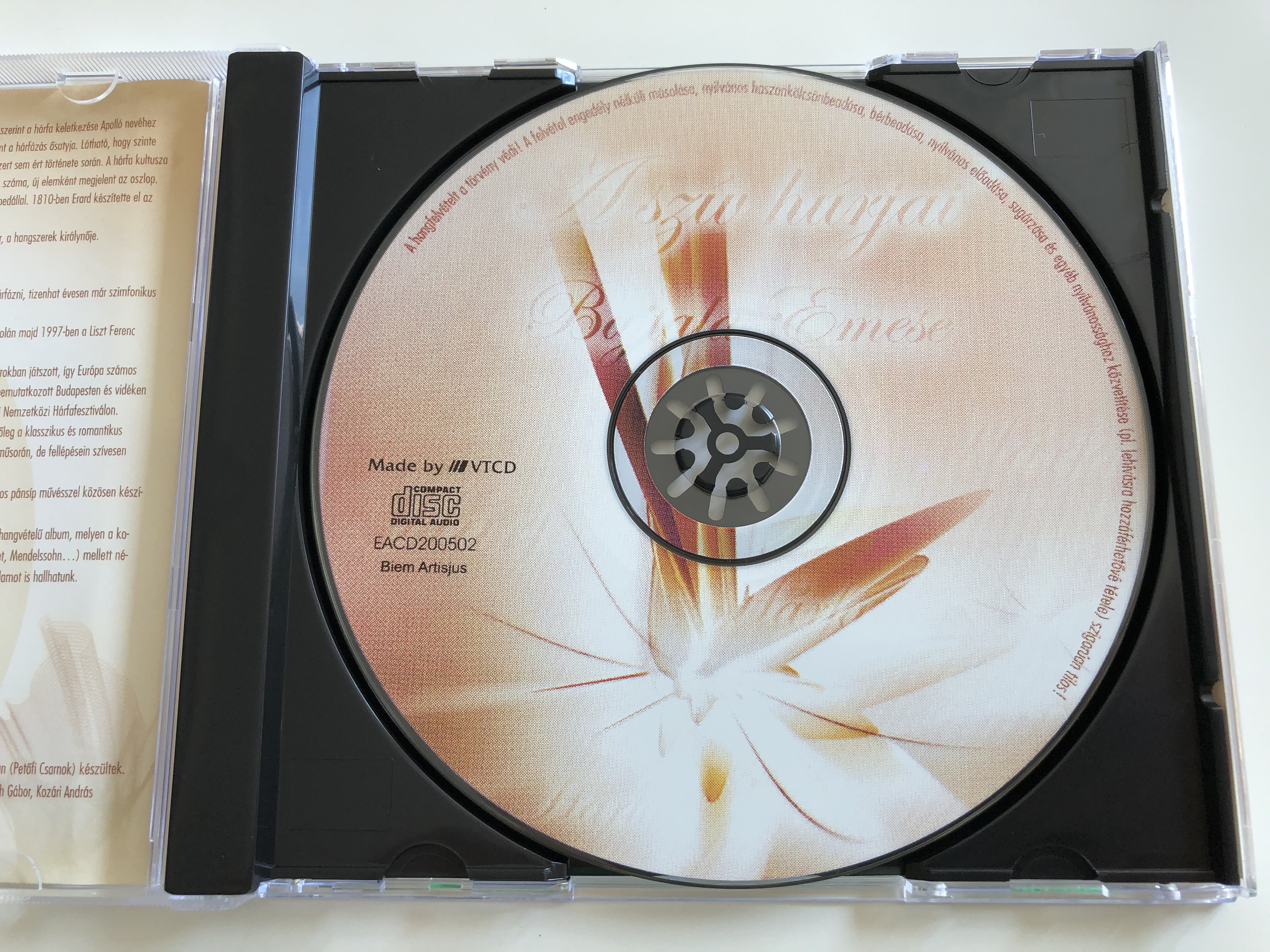 a-sziv-hurjai-bajtala-emese-harfa-kozari-andras-audio-cd-2005-eacd200502-3-.jpg