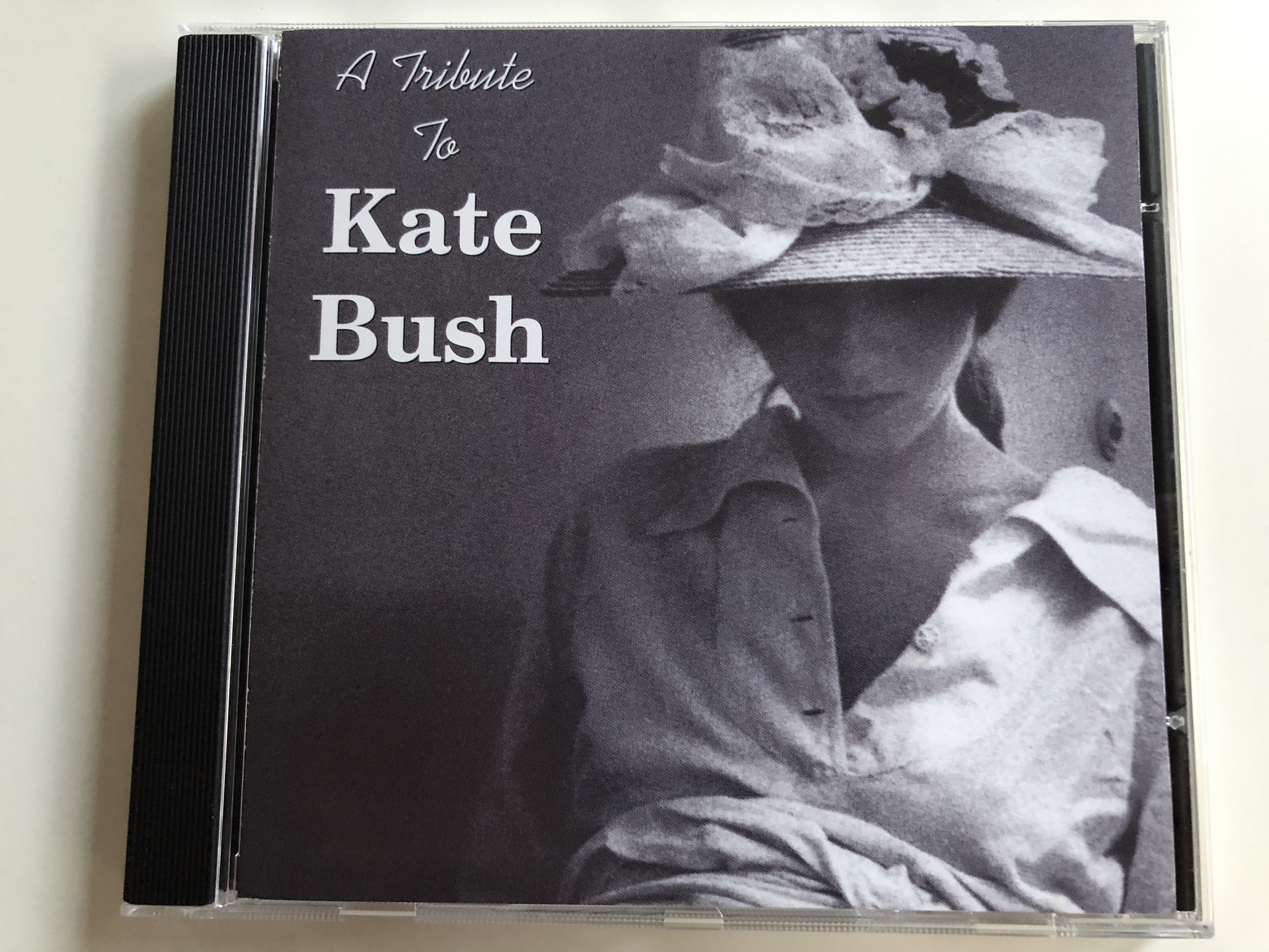 a-tribute-to-kate-bush-dressed-to-kill-audio-cd-1999-dop261-1-.jpg