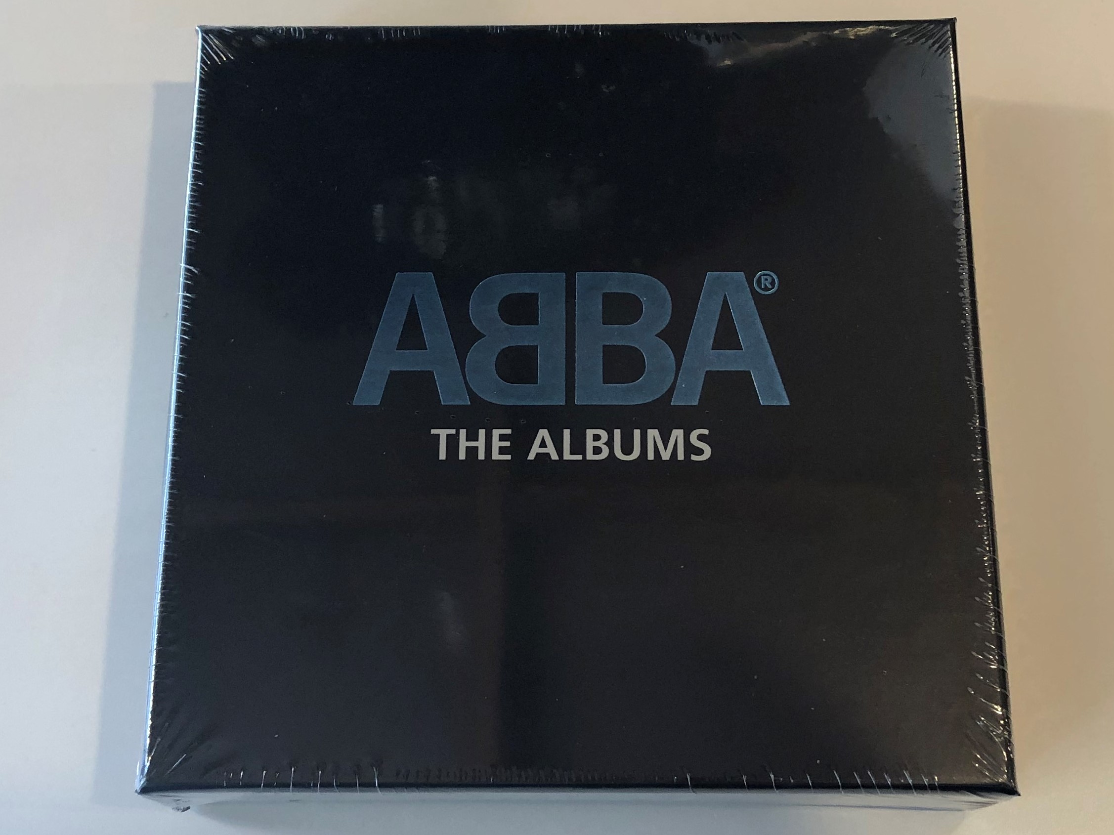 abba-the-albums-polar-box-set-9x-audio-cd-2008-060251774852-1-.jpg