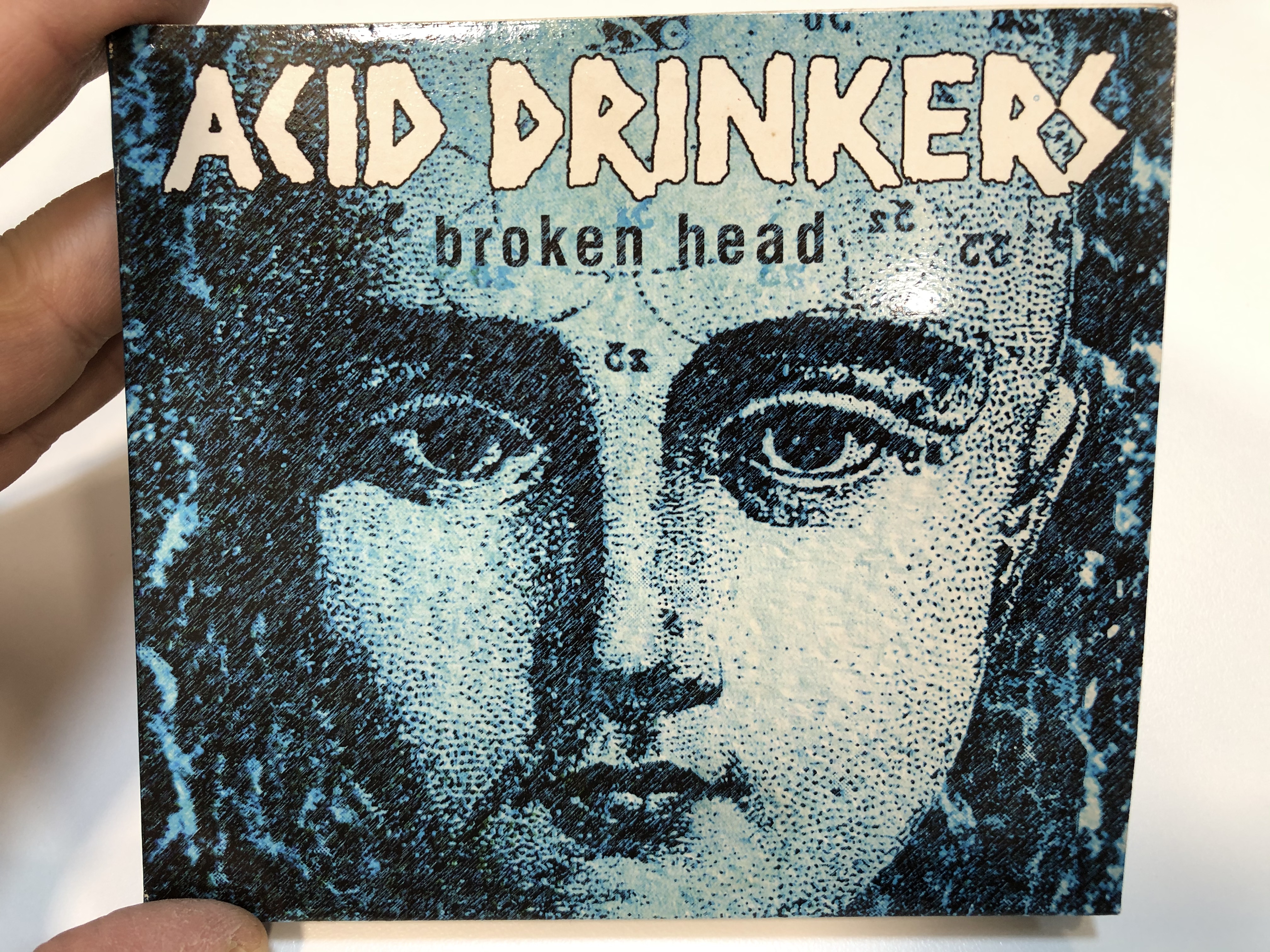 acid-drinkers-broken-head-metal-mind-productions-audio-cd-2000-mmp-cd-0113-dg-1-.jpg