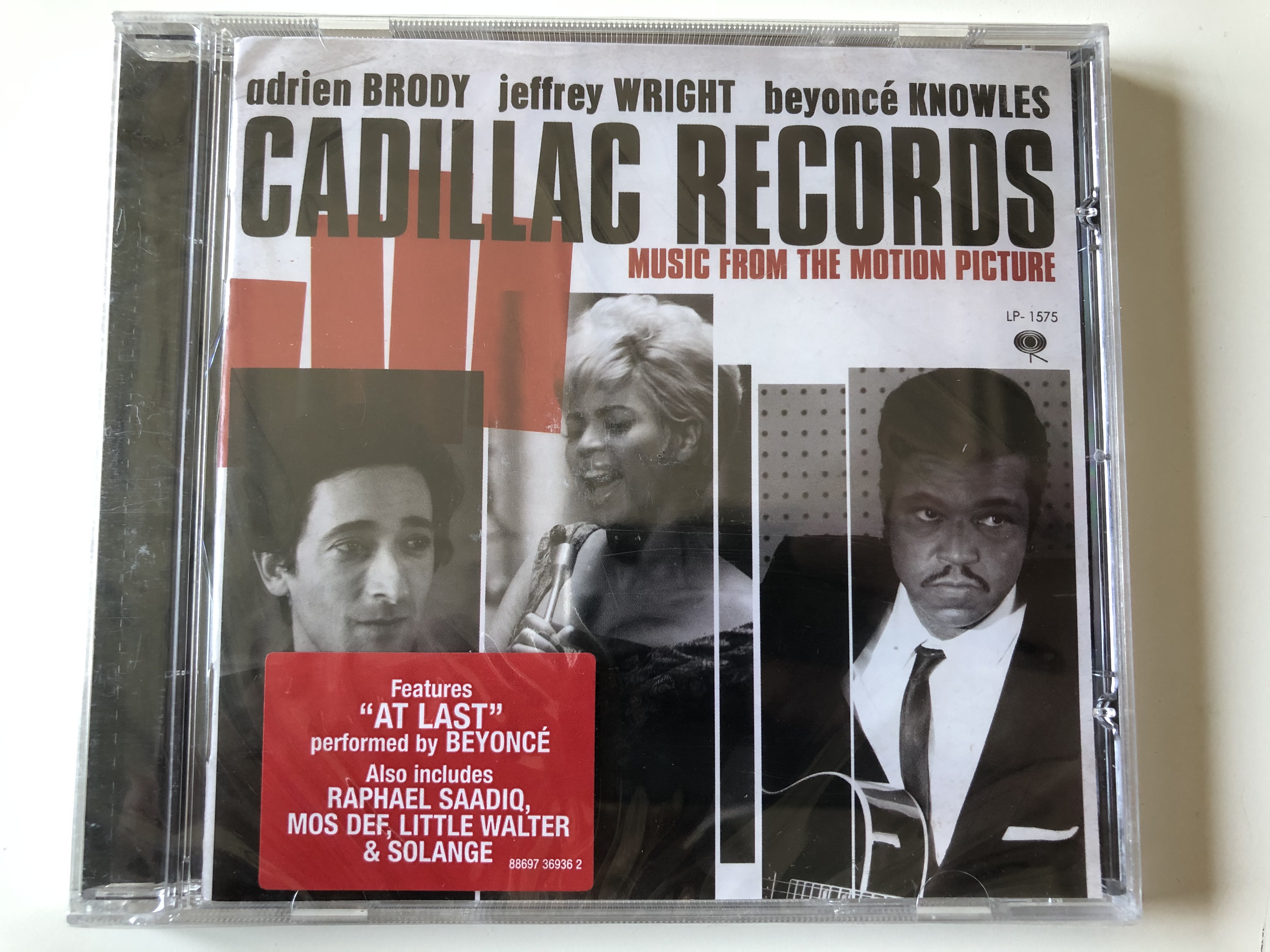 adrien-brody-jeffrey-wright-beyonce-knowles-cadillac-records-music-from-the-motion-picture-featuring-at-last-perfordmed-by-beyonce-also-includes-raphael-saadiq-mos-def-little-walt-1-.jpg