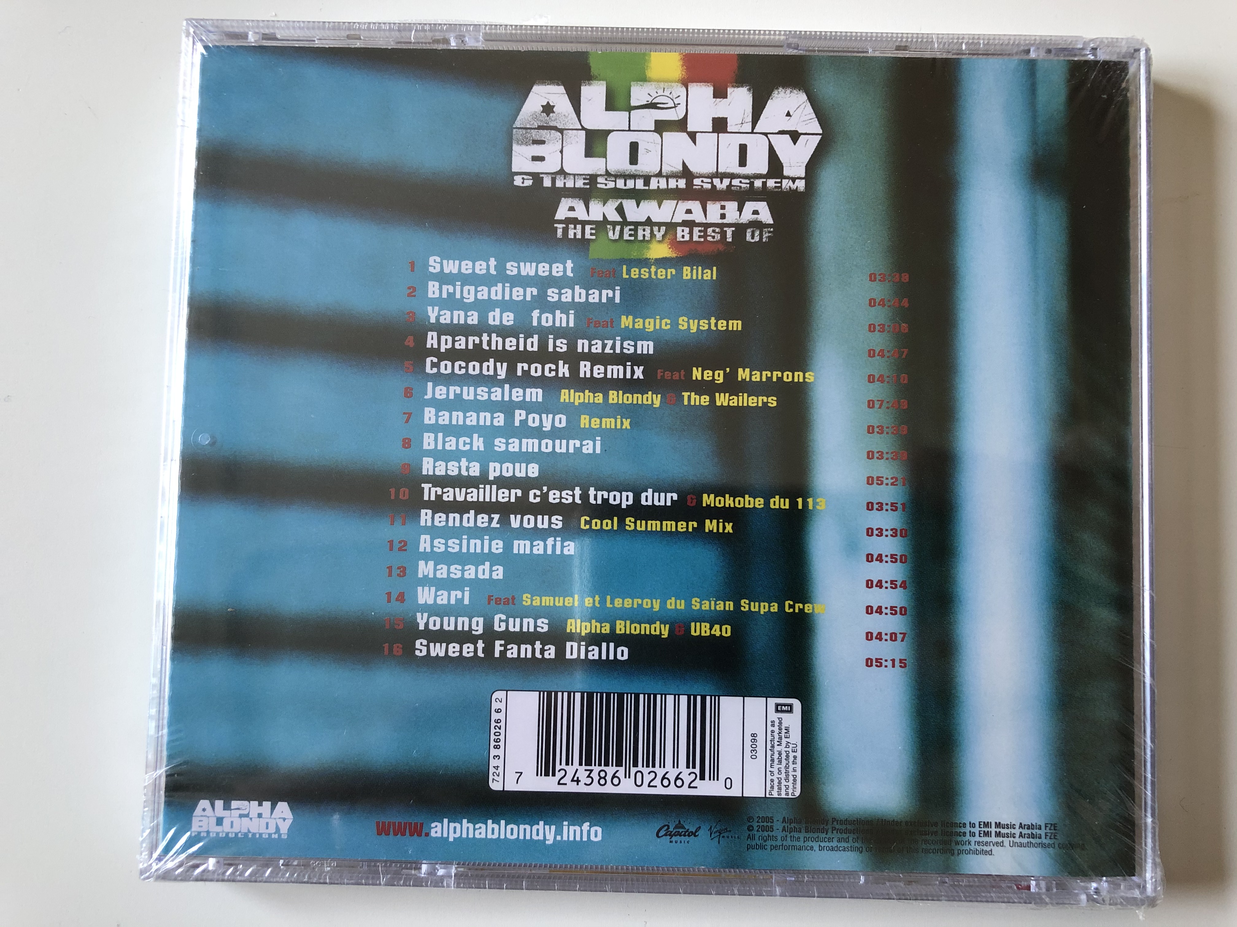alpha-blondy-the-solah-system-akwaba-the-very-best-of-emi-audio-cd-2005-724-3-86026-6-2-2-.jpg