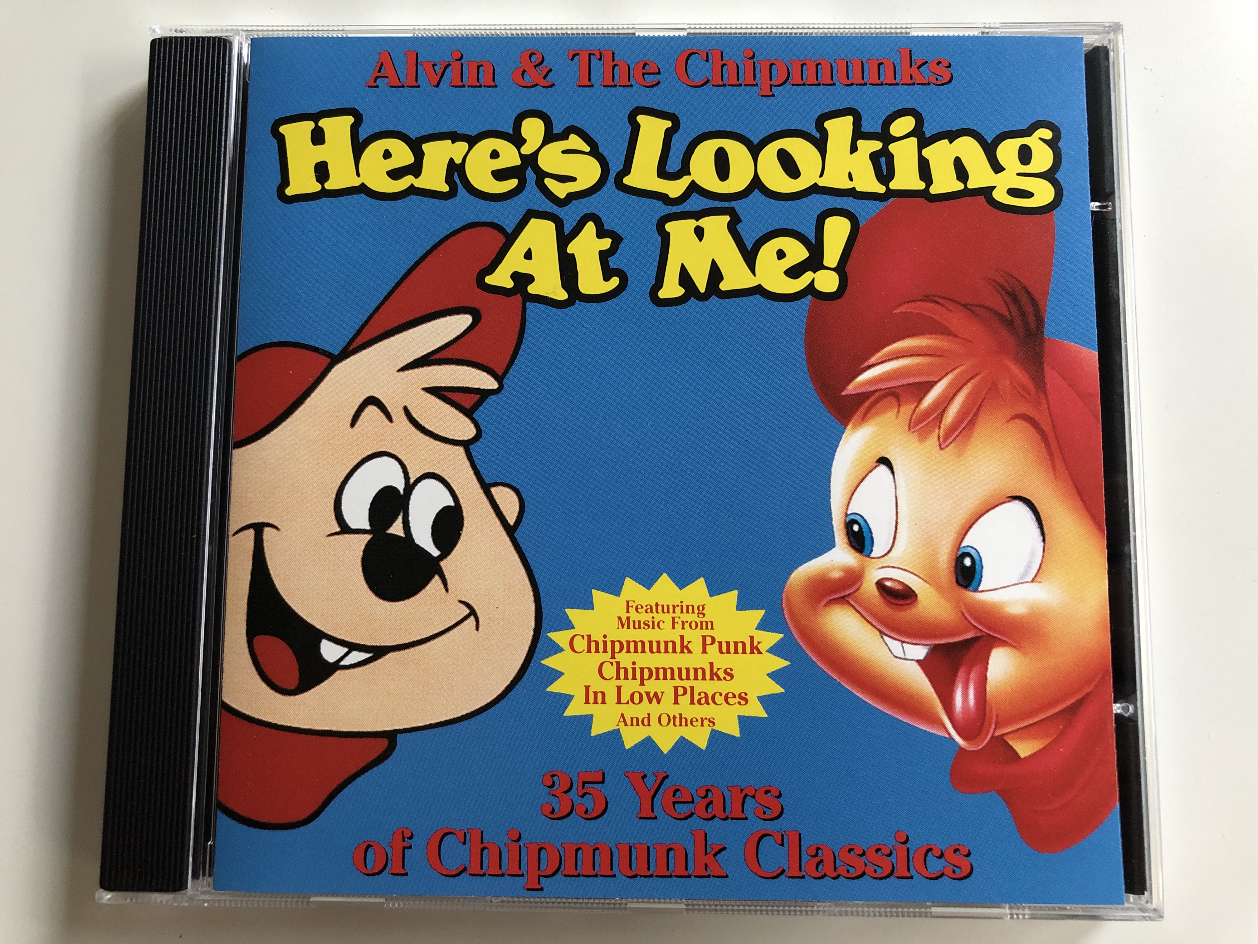 alvin-the-chipmunks-here-s-looking-at-me-featuring-music-from-chipmunk-punk-chipmunks-in-low-places-and-others-35-years-of-chipmunk-classics-chipmunk-records-audio-cd-1993-lk-57821-1-.jpg