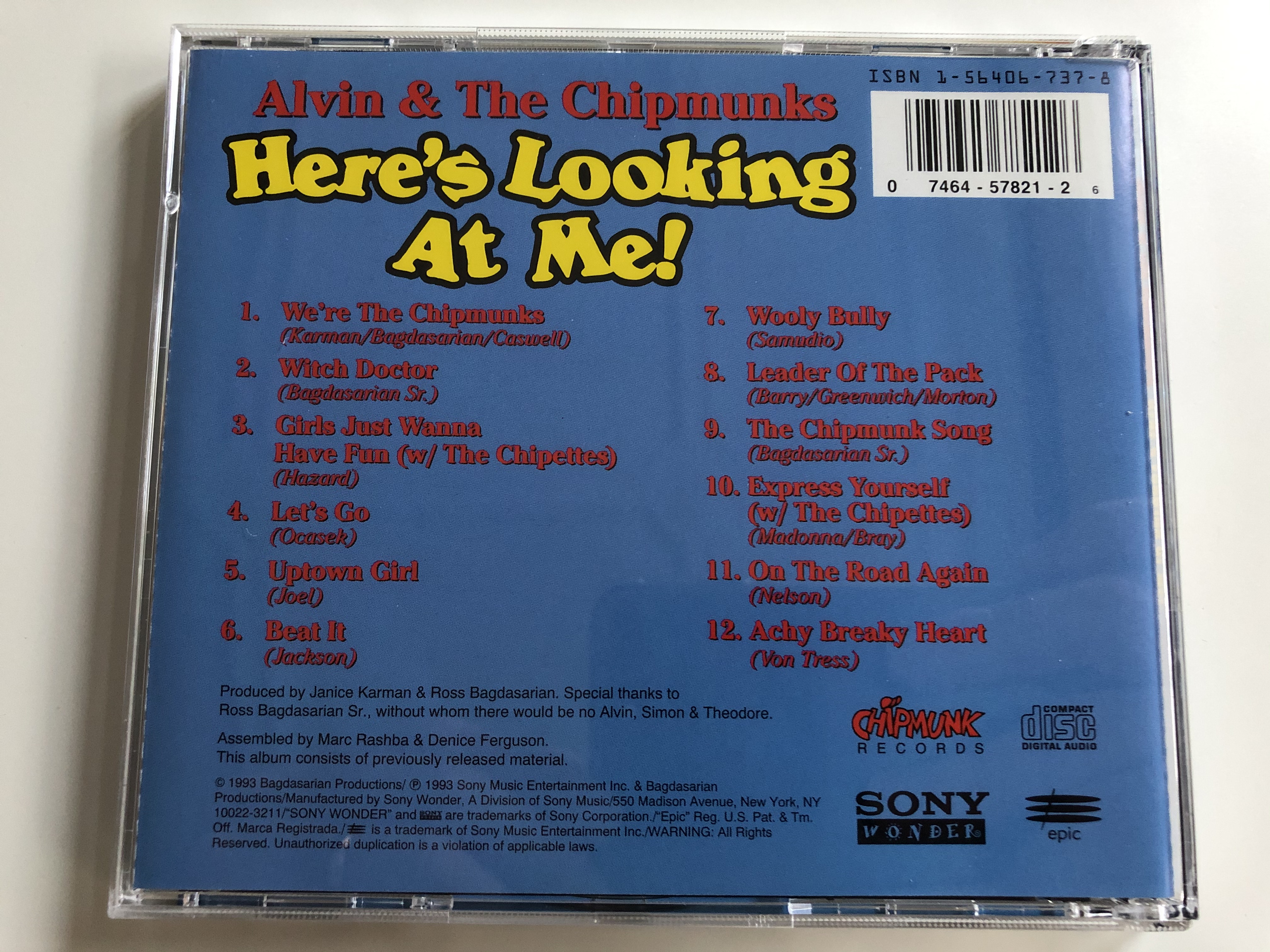 alvin-the-chipmunks-here-s-looking-at-me-featuring-music-from-chipmunk-punk-chipmunks-in-low-places-and-others-35-years-of-chipmunk-classics-chipmunk-records-audio-cd-1993-lk-57821-5-.jpg
