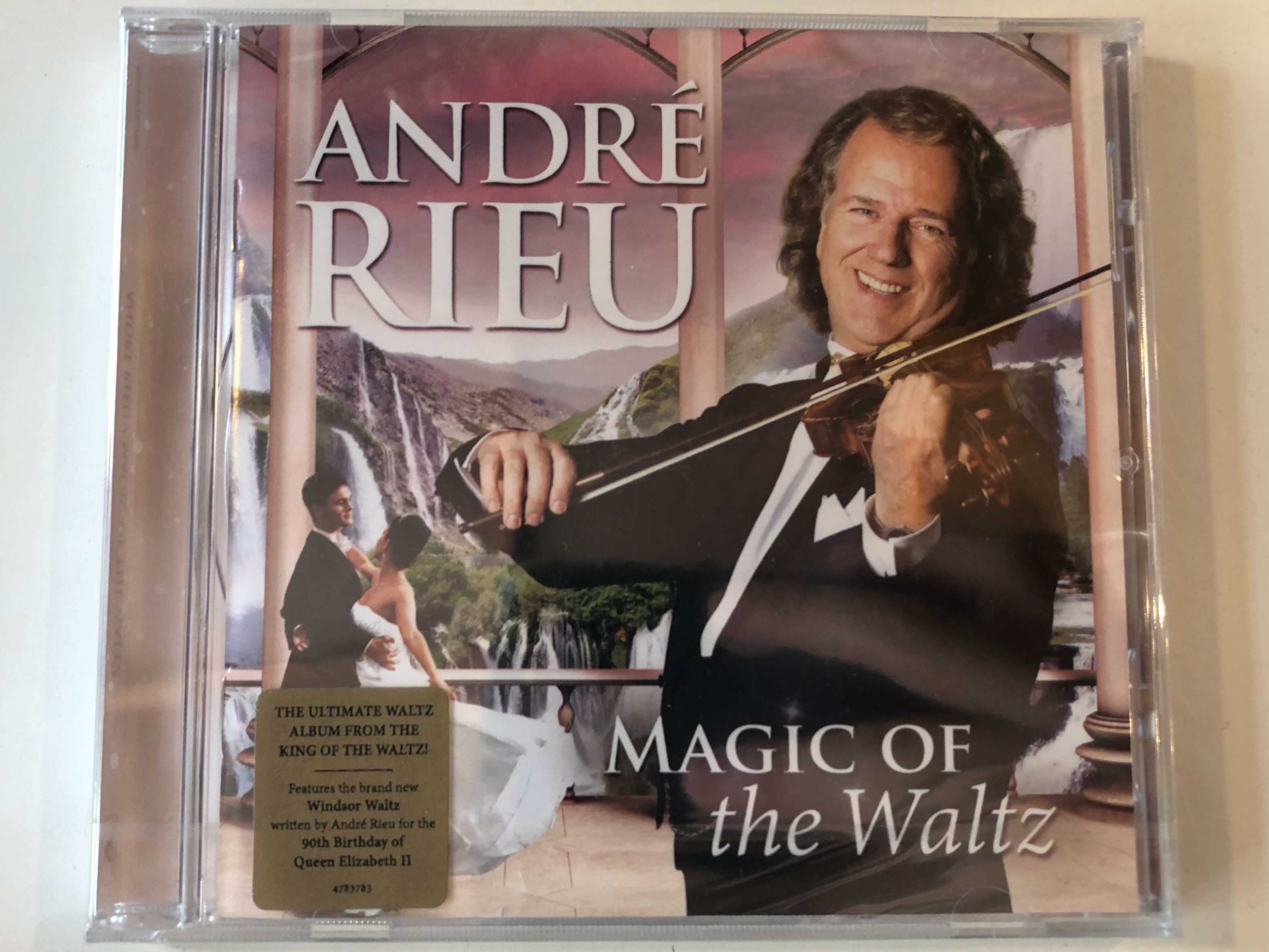 andr-rieu-magic-of-the-walz-the-ultimate-waltz-album-from-the-king-of-the-waltz-features-the-brand-new-windsor-waltz-written-by-andr-rieu-for-the-90th-birthday-of-queen-elizabeth-ii-poly-1-.jpg