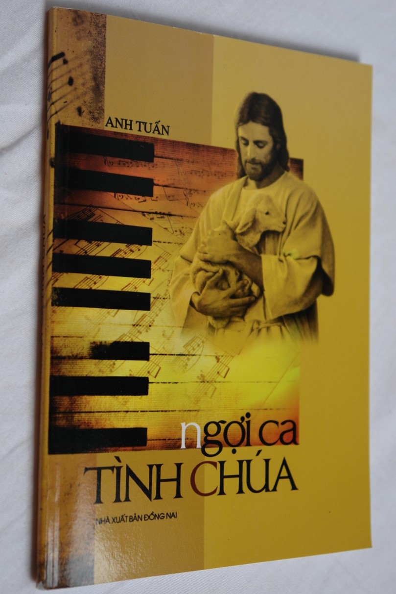 anh-tu-n-ng-i-ca-t-n-ch-a-vietnamese-christian-praise-song-book-1.jpg