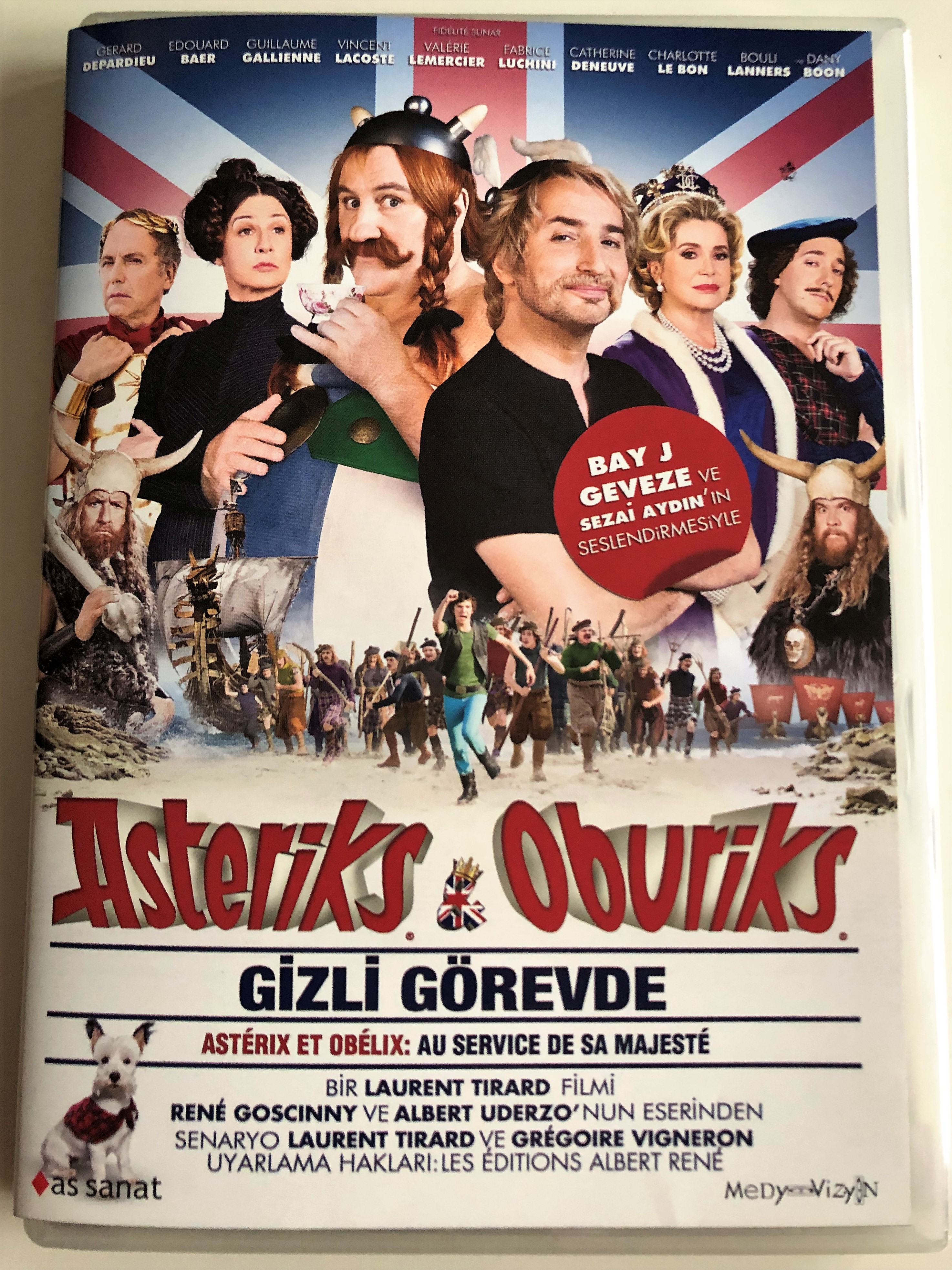 asteriks-ve-oburiks-gizli-g-revde-dvd-2012-ast-rix-ob-lix-au-service-de-sa-majest-directed-by-laurent-tirard-starring-douard-baer-g-rard-depardieu-fabrice-luchini-catherine-deneuve-1-.jpg