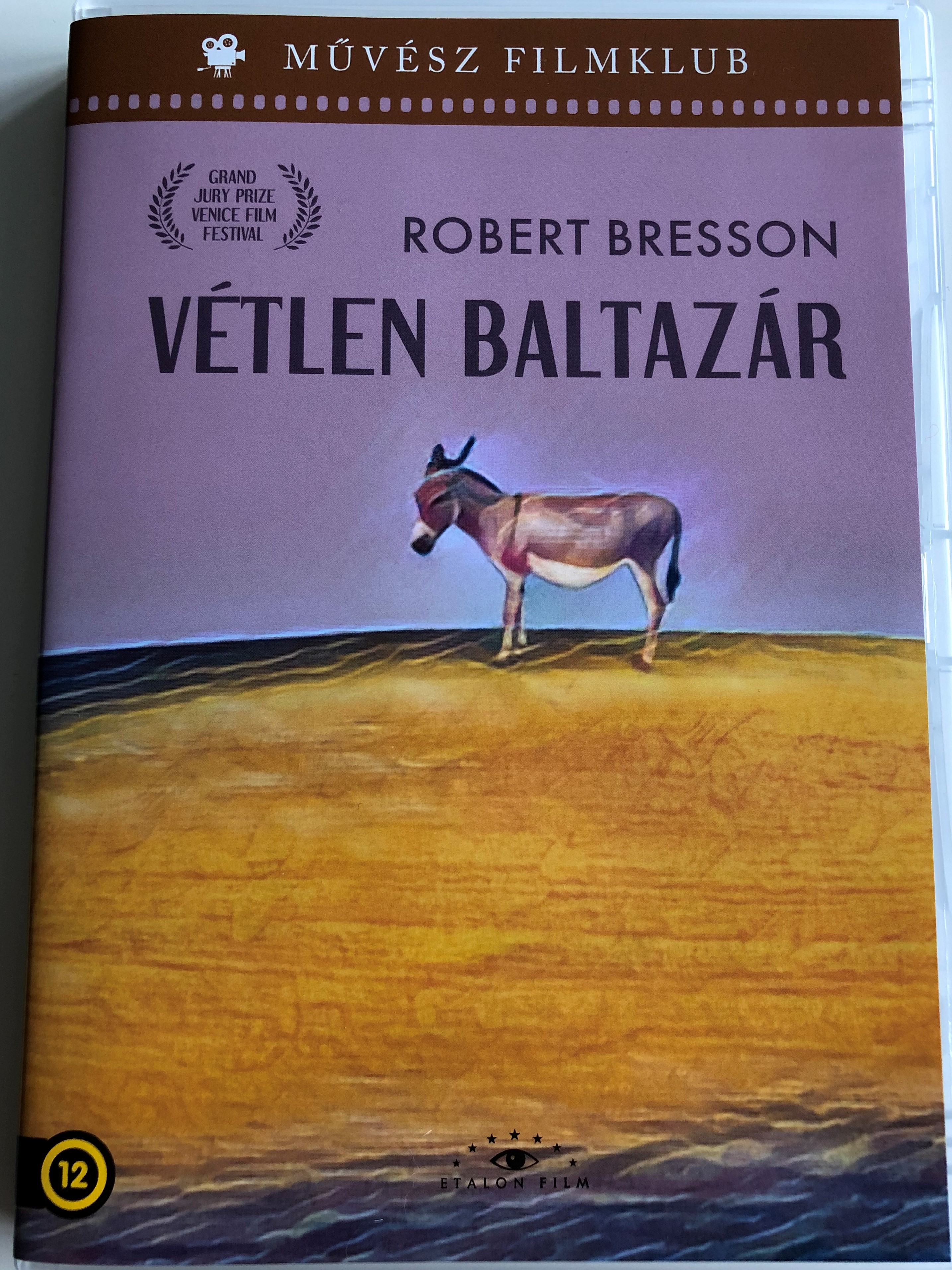 au-hasard-balthazar-dvd-1966-v-tlen-baltaz-r-directed-by-robert-bresson-starring-anne-wiazemsky-black-white-1-.jpg
