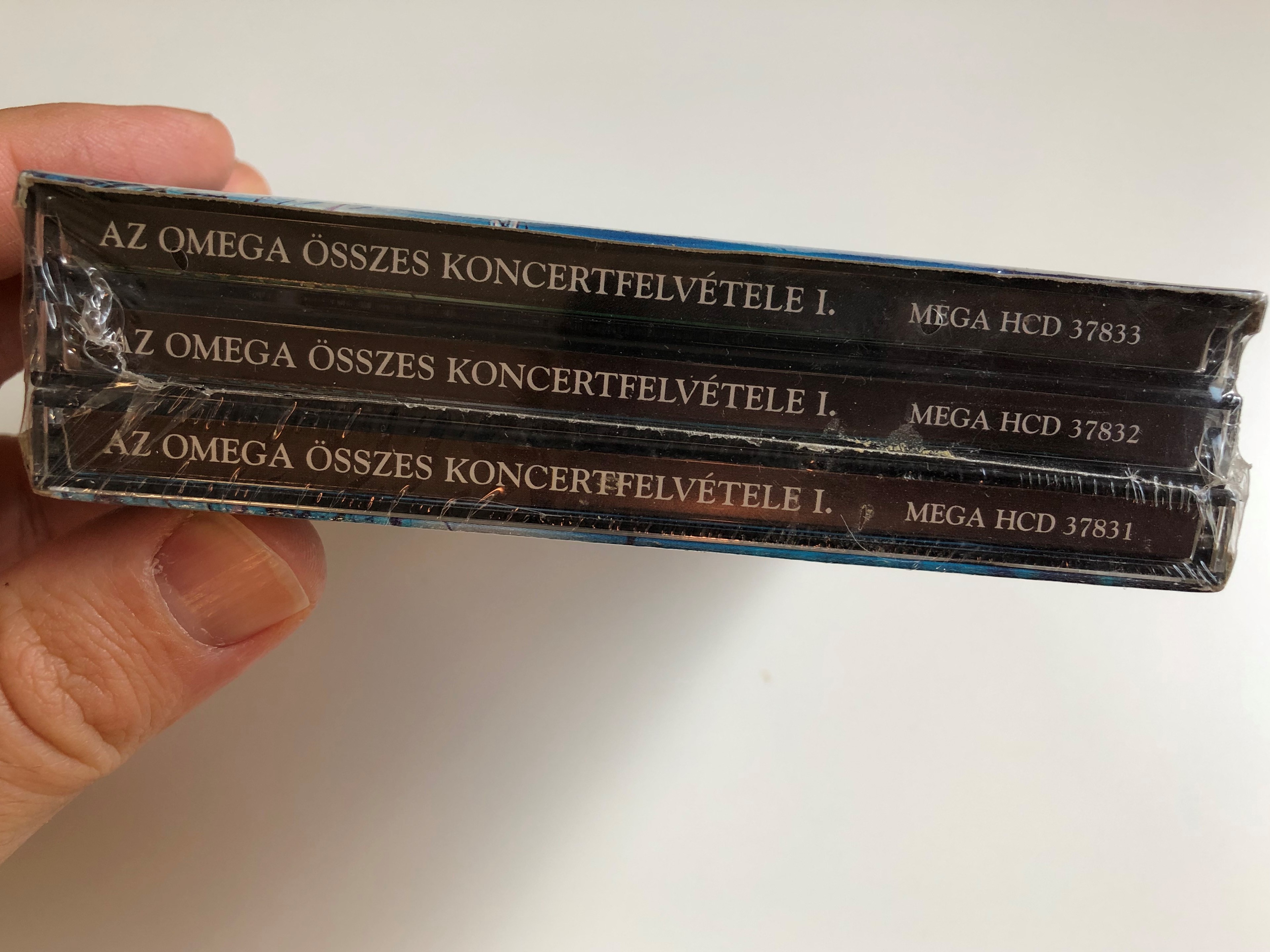 az-omega-osszes-koncertfelvetele-i.-mega-3x-audio-cd-hcd-37795-5-.jpg