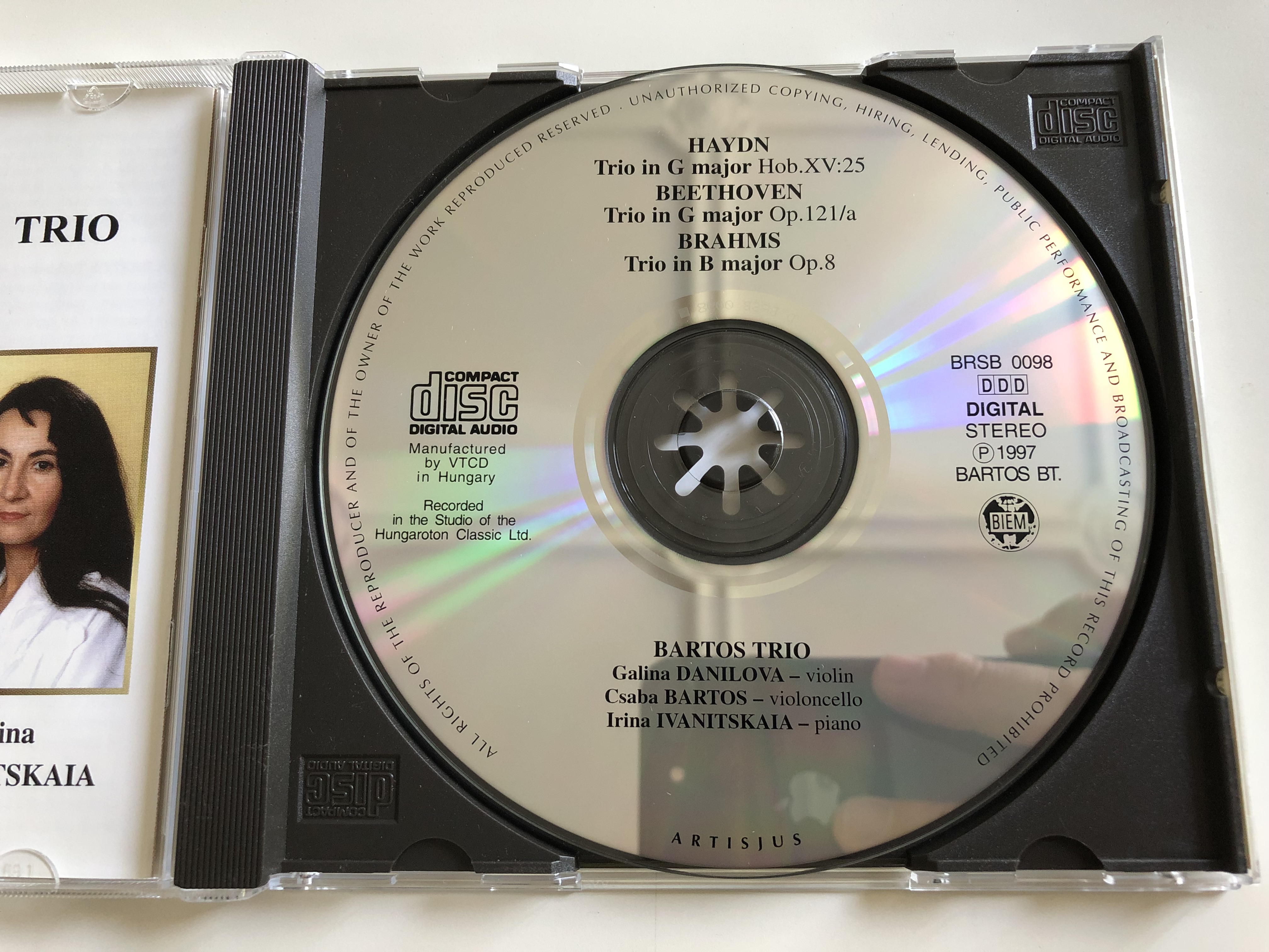 bartos-trio-haydn-beethoven-brahms-audio-cd-1997-galina-danilova-violin-csaba-bartos-violoncello-irina-ivanitskaia-piano-4-.jpg
