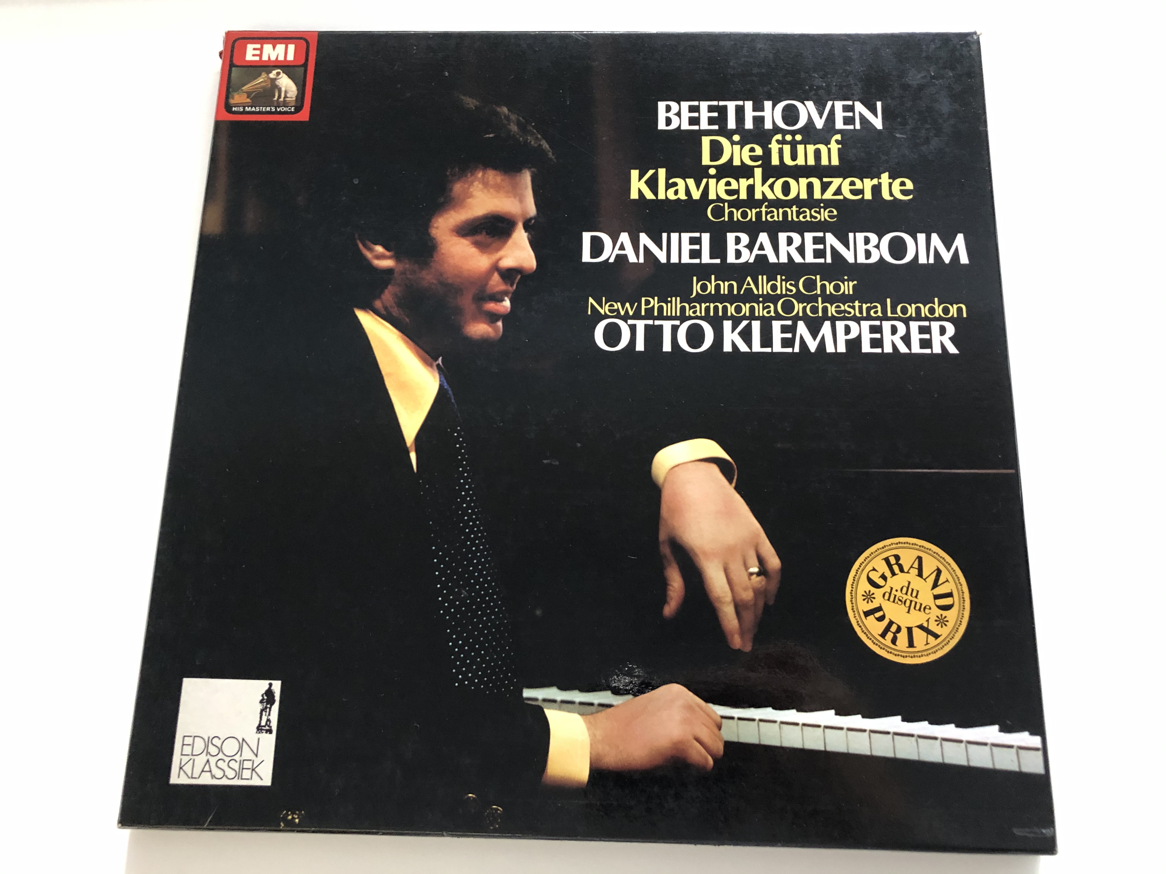 beethoven-die-f-nf-klavierkonzerte-chorfantasie-daniel-barenboim-john-alldis-choir-new-philharmonia-orchestra-london-otto-klemperer-emi-records-4x-lp-stereo-1c-197-01-89093-1-.jpg